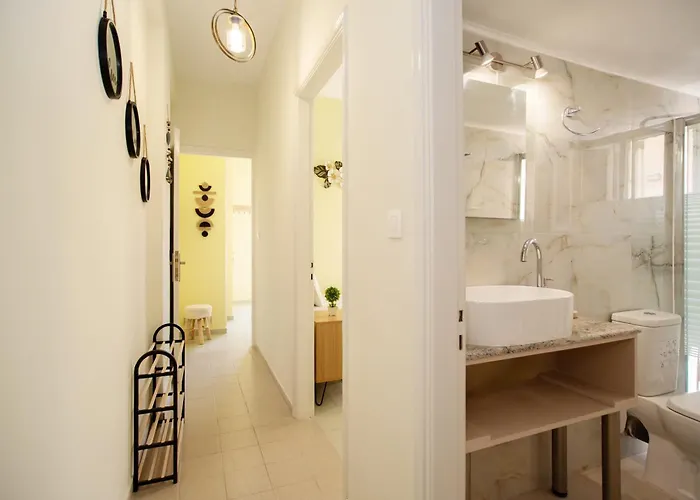 Kostas River 2-bedroom House Apartment *