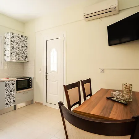 Kostas River 2-bedroom House *