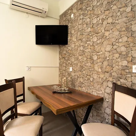 Kostas River 2-bedroom House Lejlighed *